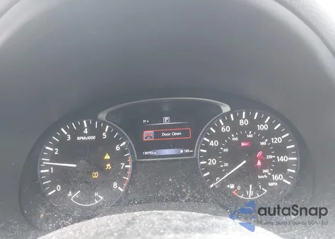 2017 Nissan Altima 2.5 Sr из США, поврежденный, VIN 1N4AL3AP1HC153835